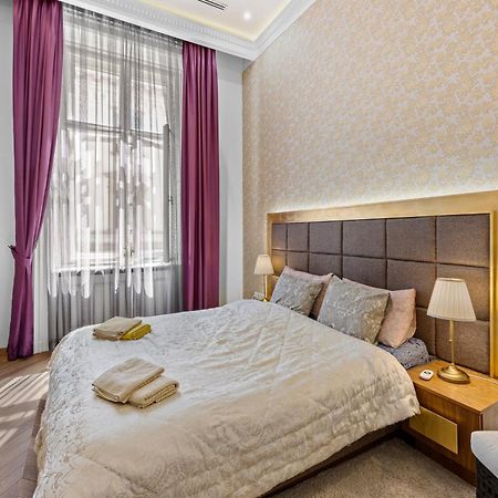 Count Zrinyi Basilica Luxurious Residence Budapest Exteriör bild