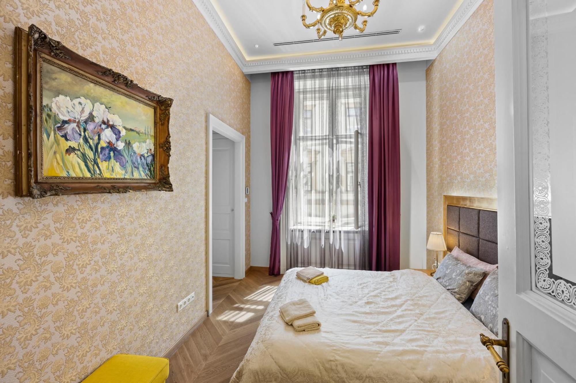 Count Zrinyi Basilica Luxurious Residence Budapest Exteriör bild