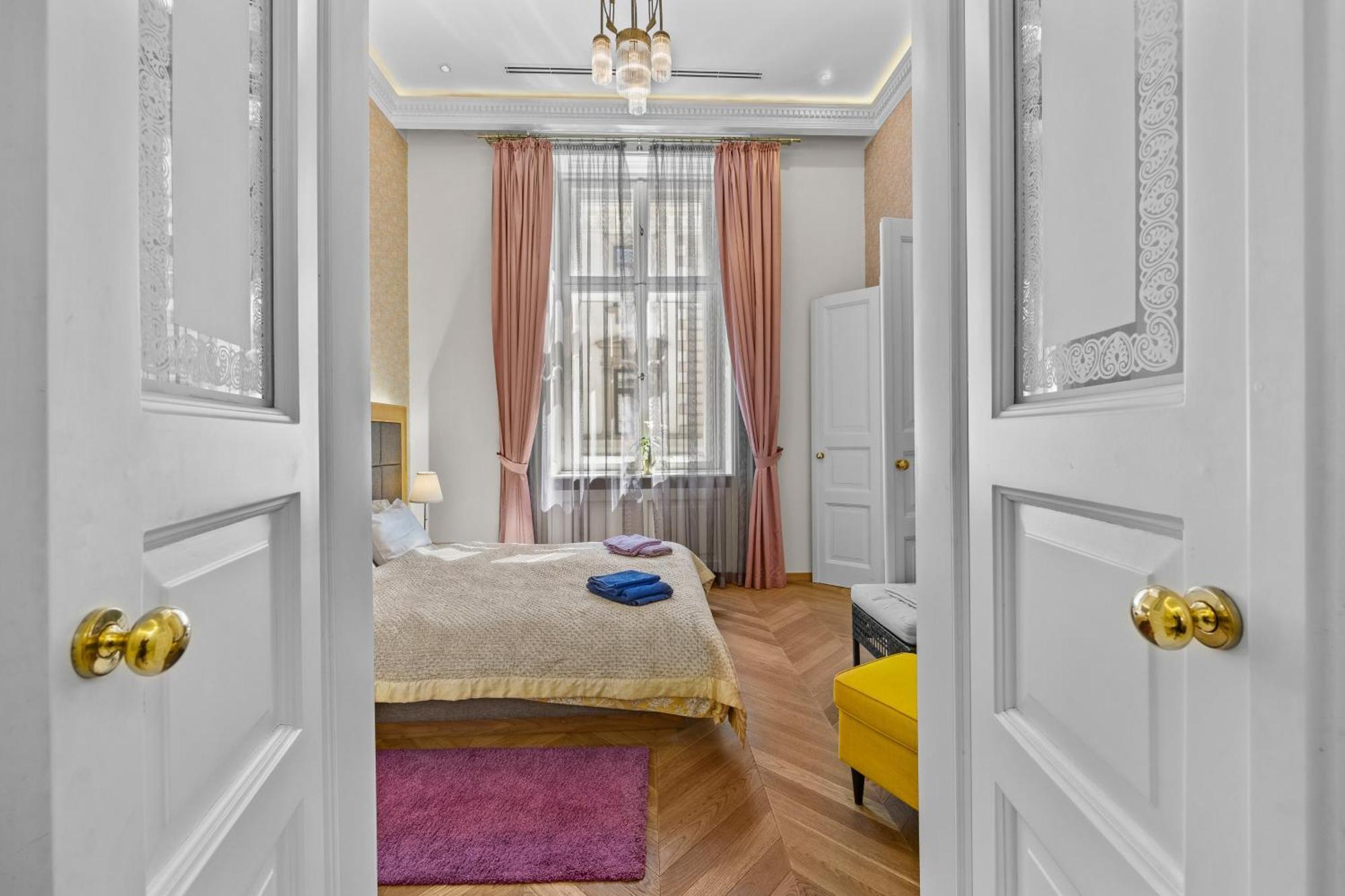 Count Zrinyi Basilica Luxurious Residence Budapest Exteriör bild